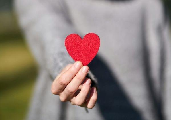 Le monde a besoin de plus d'humanité et de compassion, ...